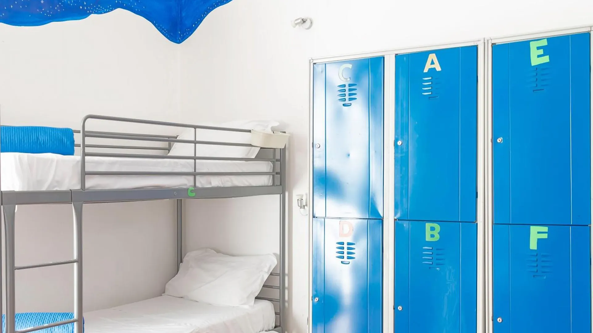 A Casa Di Amici Hostel Παλέρμο Ιταλία